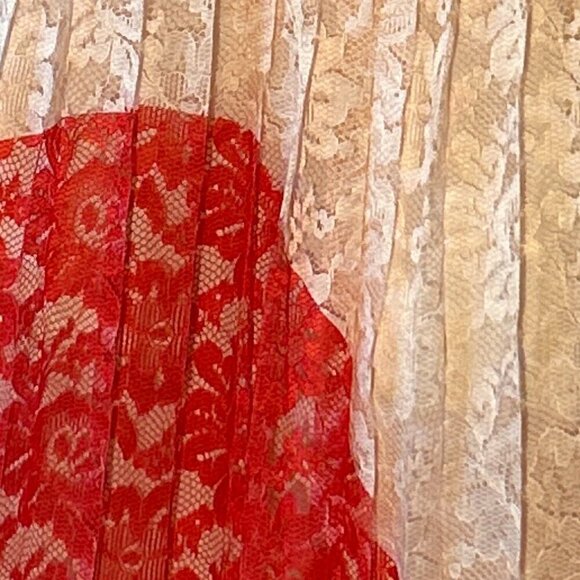 Ladies Little Mistress London NWT SZ 4 Pink & red lace gown vintage wedding prom - Picture 12 of 12